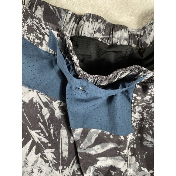 Lululemon Shorts Mens T.H.E. Short L - Picture 5 of 11